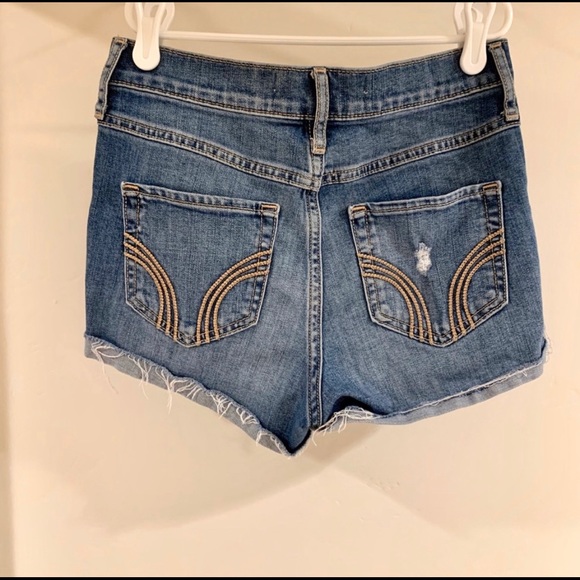 HOLLISTER High Rise Short - Picture 3 of 3